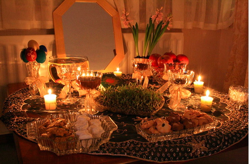 http://irpersia.persiangig.com/image/Nouroz/Haft%20Sin%20Table%20-%20Early%20Morning.jpg